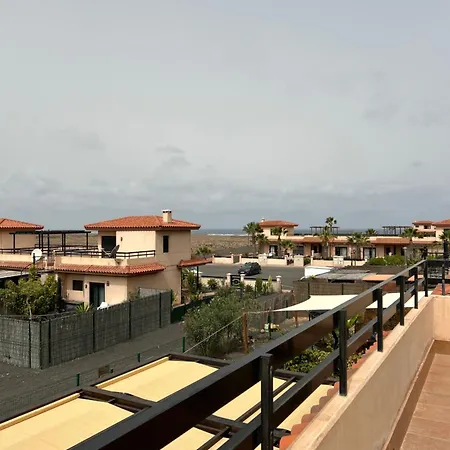 Charming Casa In Majanicho * لاجاريس